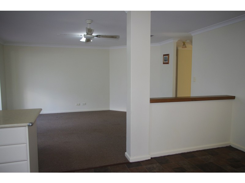 49 Galaxy Way, Carlisle WA 6101