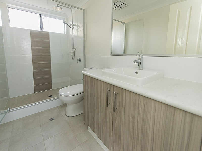 2/320 Acton Avenue, Kewdale WA 6105