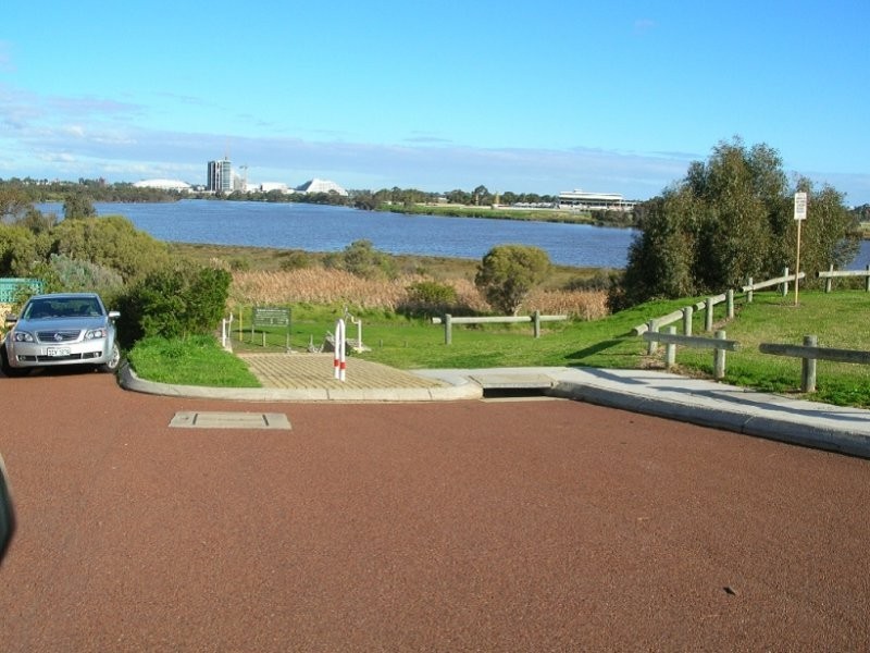 1/142 Peninsula Road, Maylands WA 6051