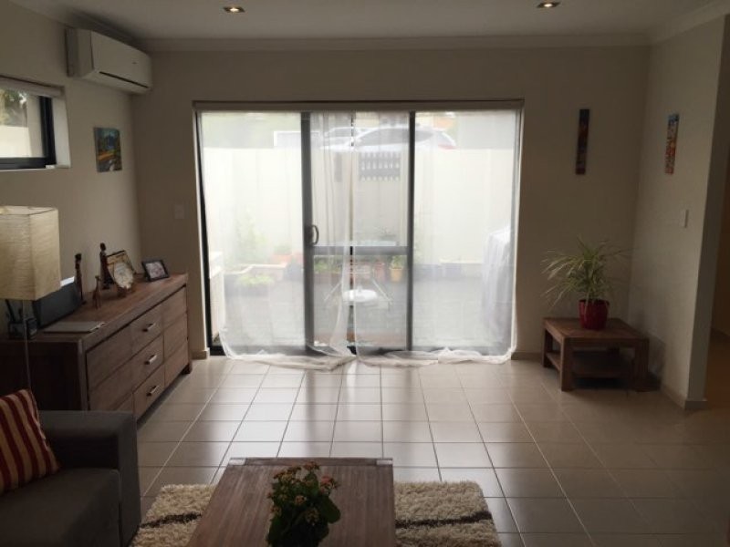 1/142 Peninsula Road, Maylands WA 6051