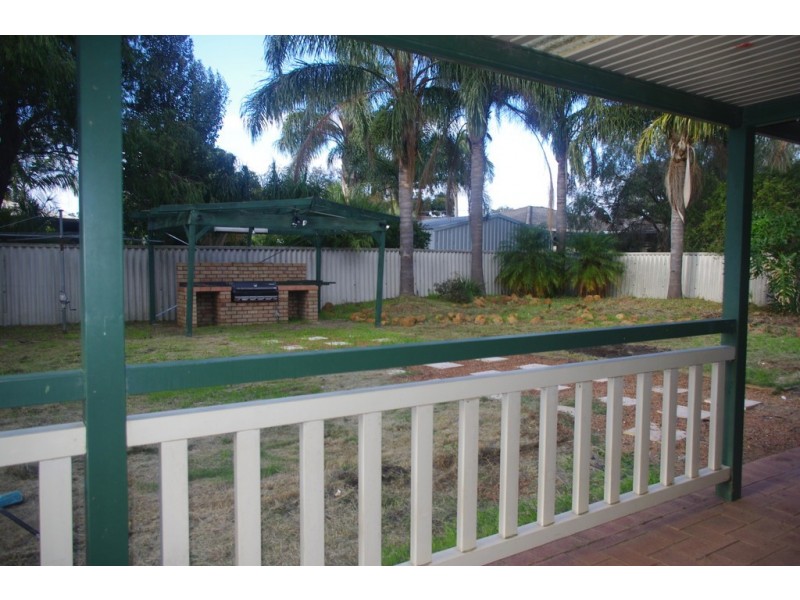 30 Clovertree Street, Maddington WA 6109