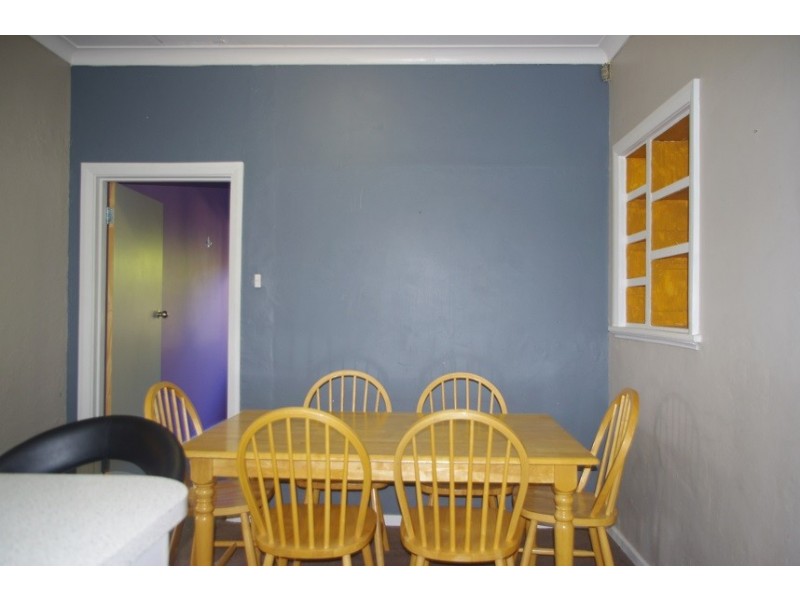 13 Chapman Road, St James WA 6102