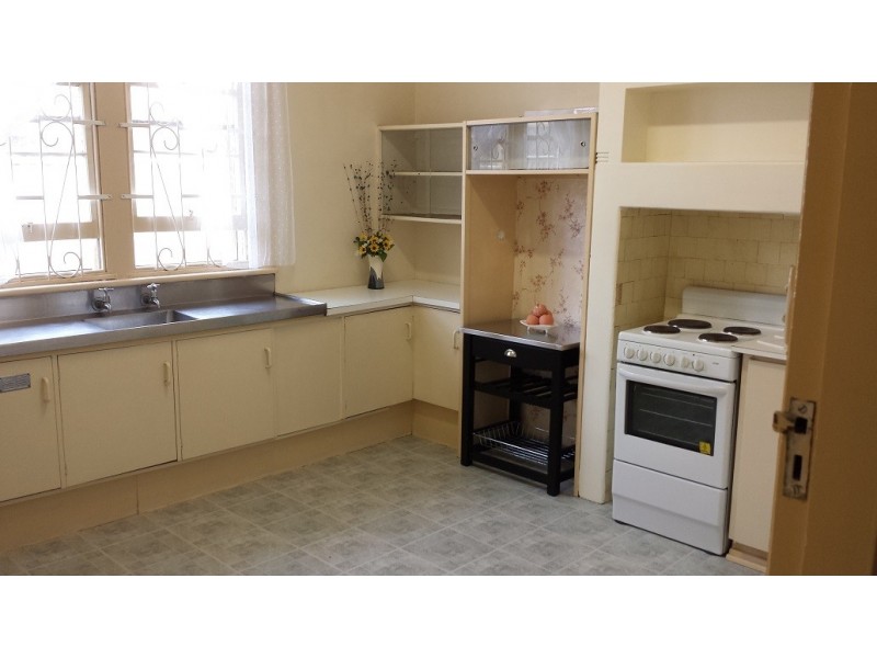 7 Merton Street, Victoria Park WA 6100