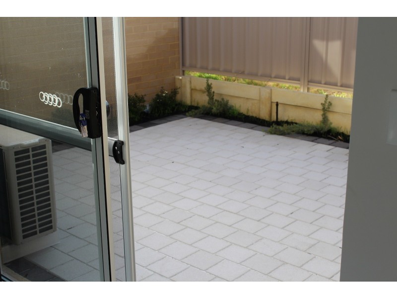 21B Albourne Way, Balga WA 6061