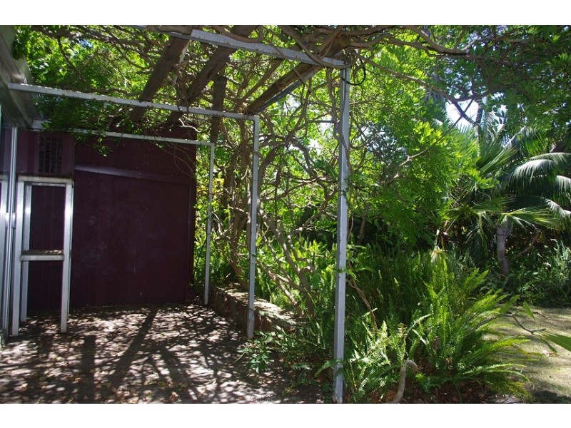 51 Walpole Street, St James WA 6102