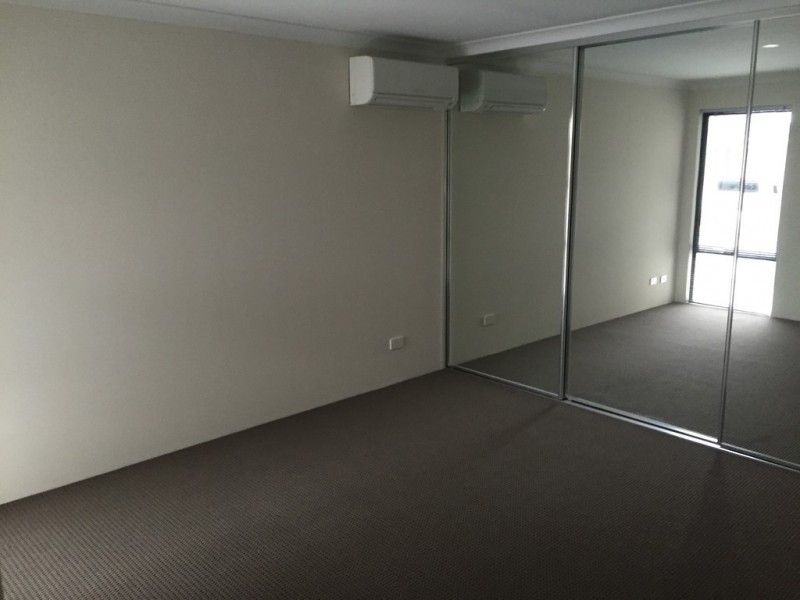 3/20 Heaney Way, Canning Vale WA 6155