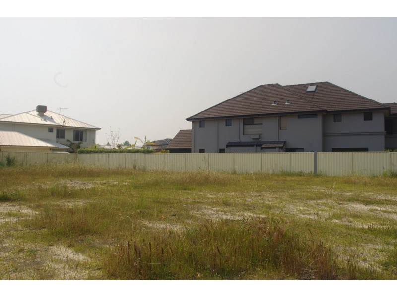 1 / 13 Pebble Bush Drive, Canning Vale WA 6155