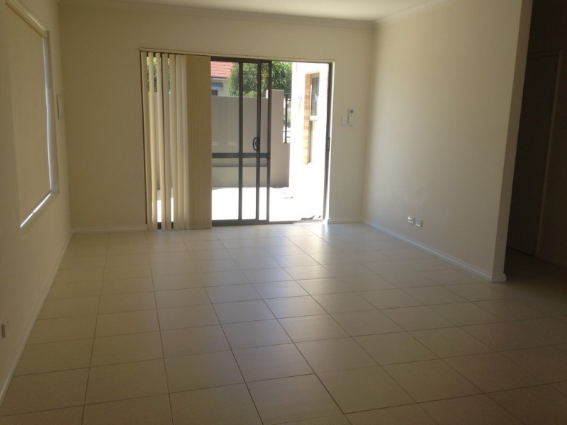 1/88 Moreing Street, Redcliffe WA 6104