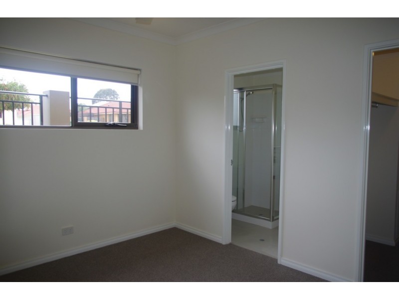 1/88 Moreing Street, Redcliffe WA 6104