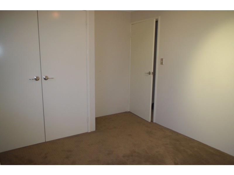 14 McKim Street, Canning Vale WA 6155