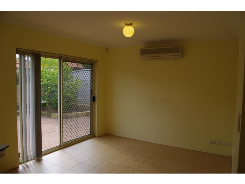 1/34 McMillan Street, Victoria Park WA 6100