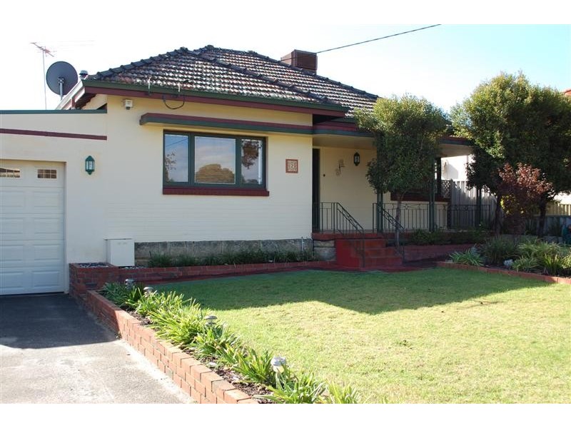 2 Warwick Street, St James WA 6102