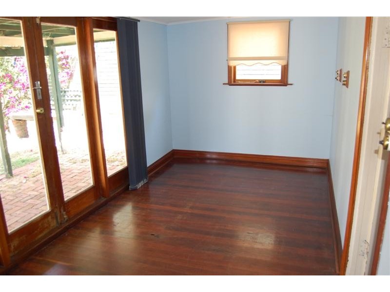 10 Waverley Street, South Perth WA 6151