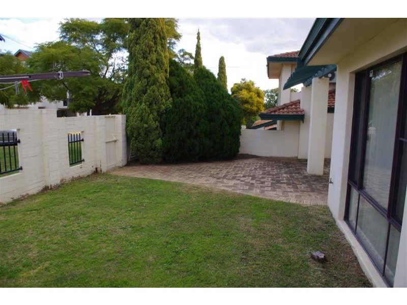 29 Kitchener Avenue, Burswood WA 6100