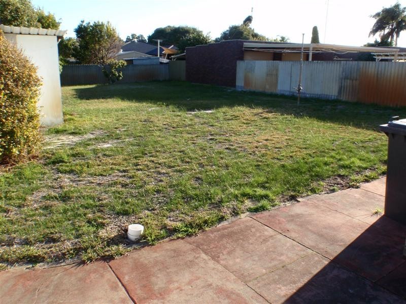 292 Surrey Road, Kewdale WA 6105