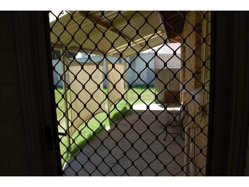 85 Thornlie Avenue, Thornlie WA 6108