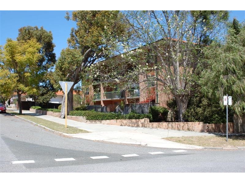 1/6 Dane Street, East Victoria Park WA 6101
