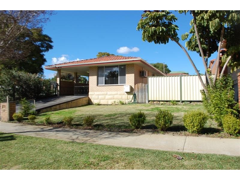 12 Salford Street, Victoria Park WA 6100