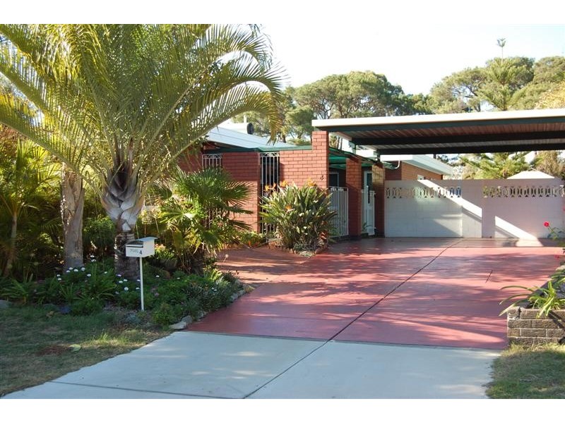 4 Conlon Street, Waterford WA 6152