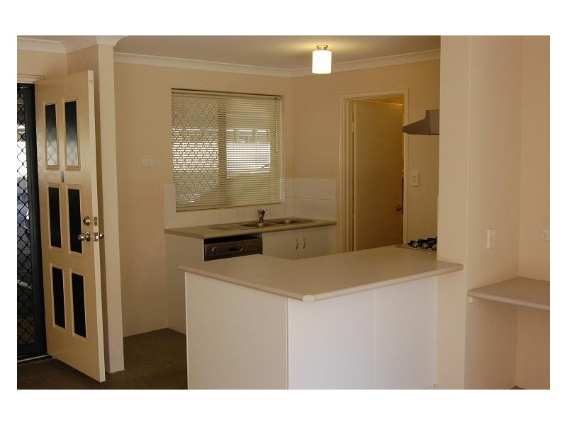 8/24 Burton Street, Cannington WA 6107