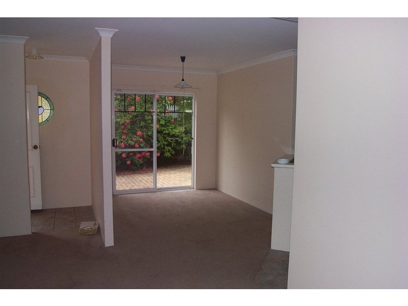 1/50 McMillan Street, Victoria Park WA 6100