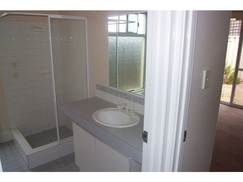 1/50 McMillan Street, Victoria Park WA 6100