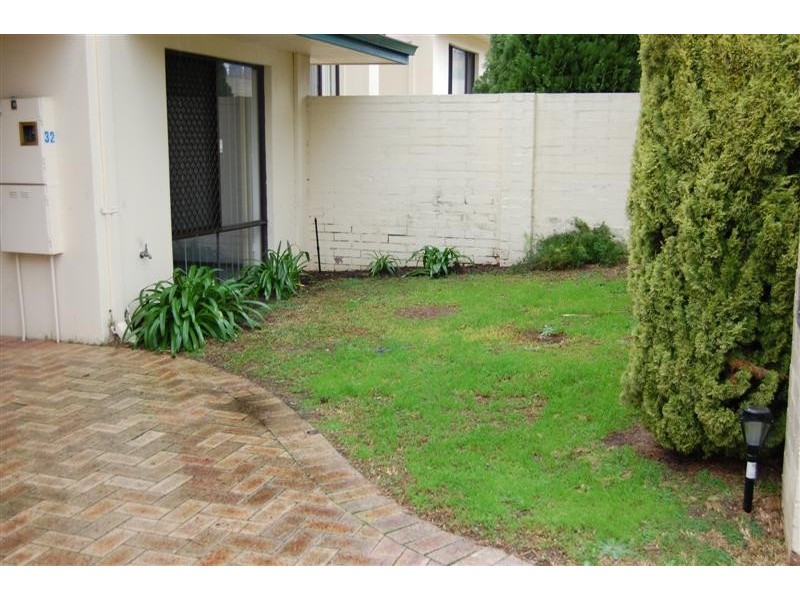 32C Howick Street, Burswood WA 6100