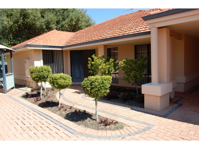 3/14  Kimberley Street, Belmont WA 6104