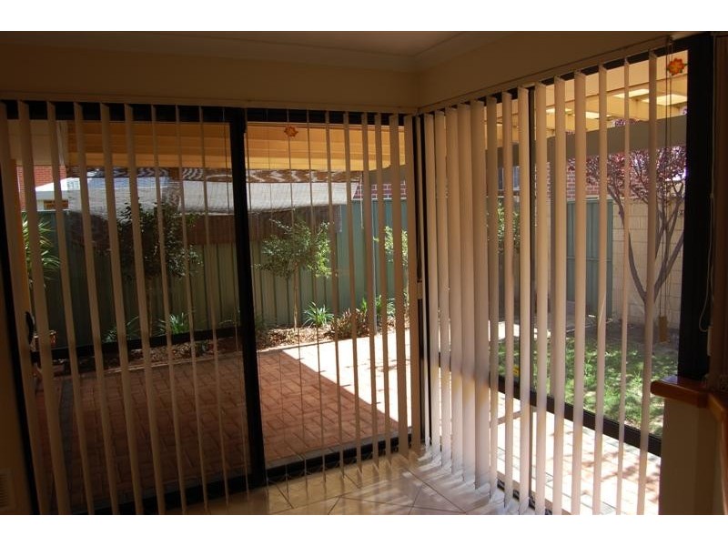 3/14  Kimberley Street, Belmont WA 6104