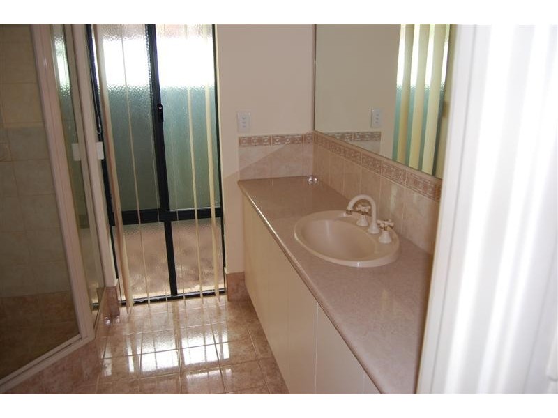 3/14  Kimberley Street, Belmont WA 6104