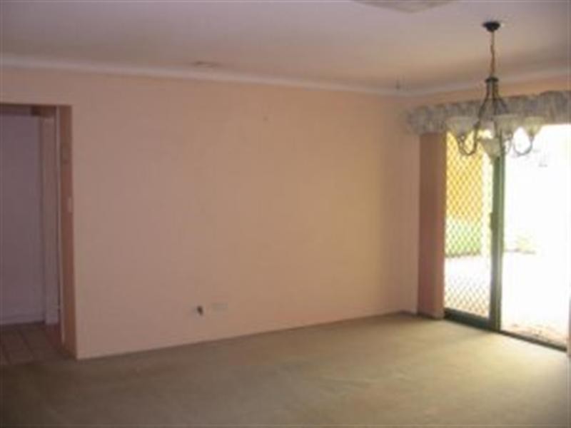 4/11  Ewing Street, Bentley WA 6102