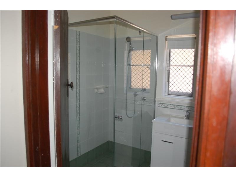 10 Salisbury Street, St James WA 6102