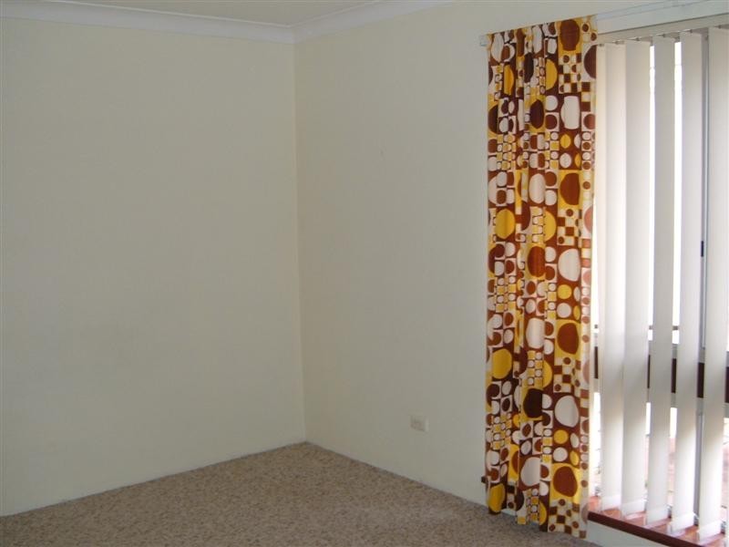 4/3  Thelma Street, Como WA 6152