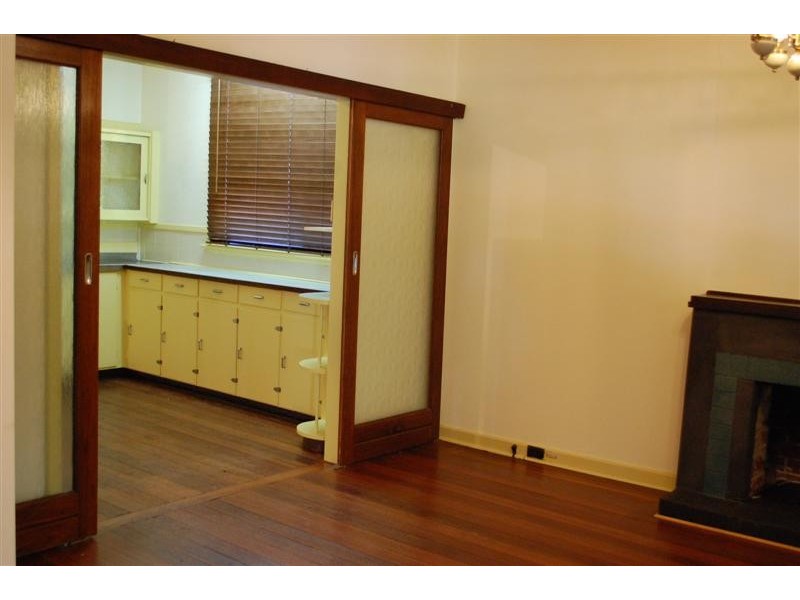 28 Jarrah Road, East Victoria Park WA 6101