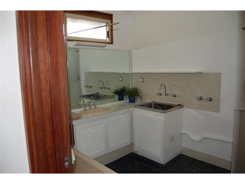 10/25 Comer Street, Como WA 6152