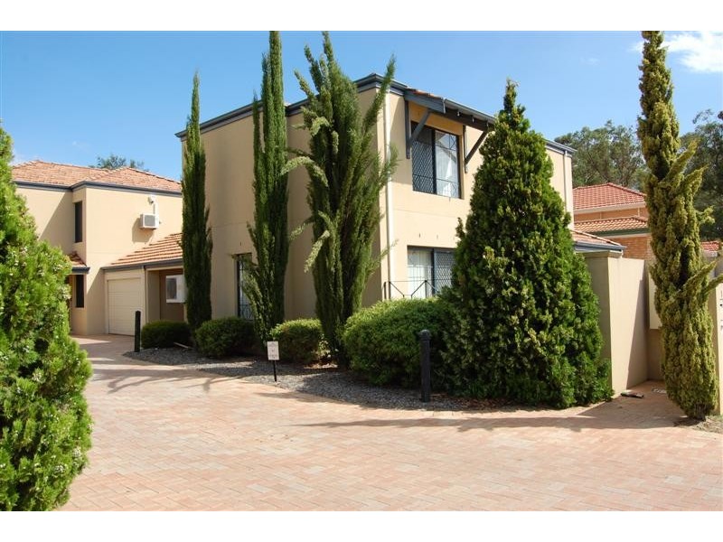 1/7 Gochean Avenue, Bentley WA 6102