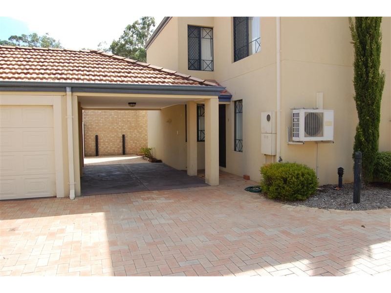 1/7 Gochean Avenue, Bentley WA 6102