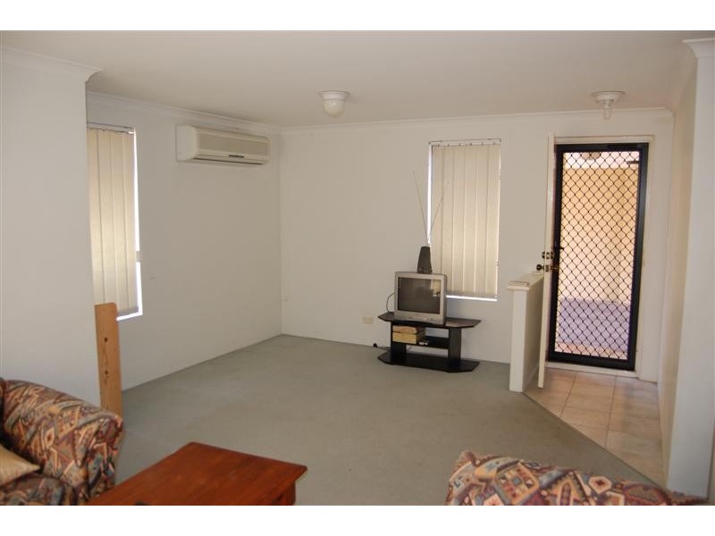 1/7 Gochean Avenue, Bentley WA 6102