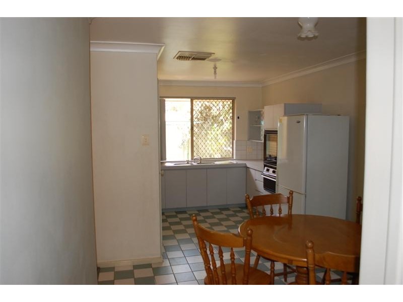 7/2 Alday Street, St James WA 6102