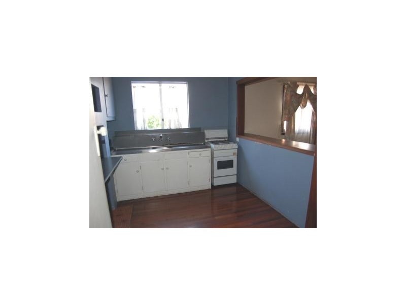 15 Alday Street, St James WA 6102