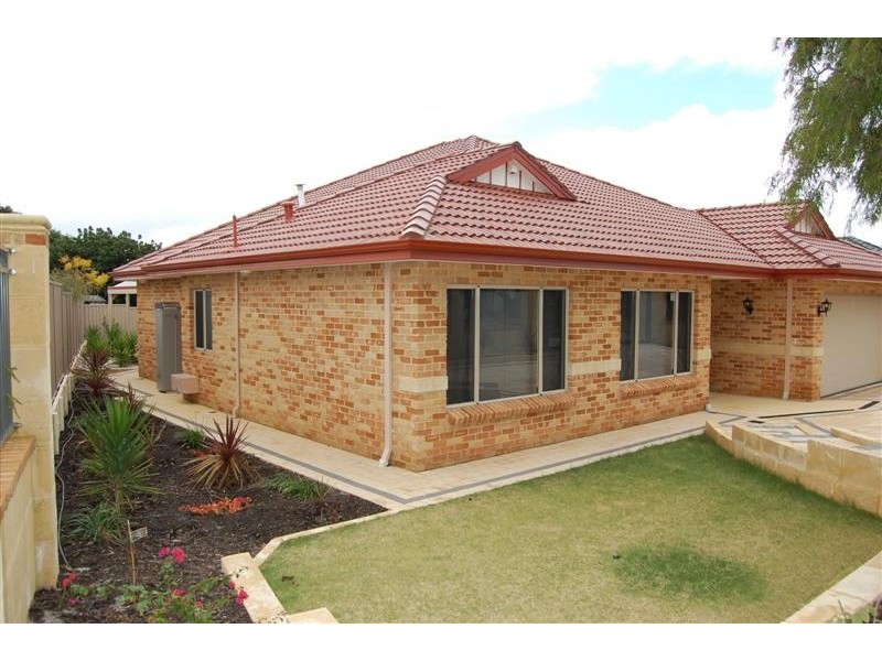 99 Boundary Road, St James WA 6102