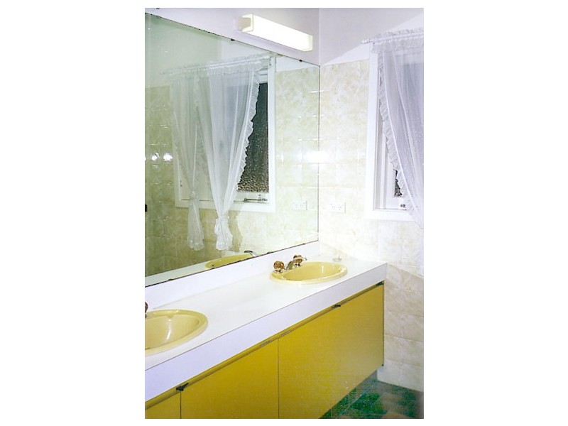 63 Hill View Terrace, St James WA 6102