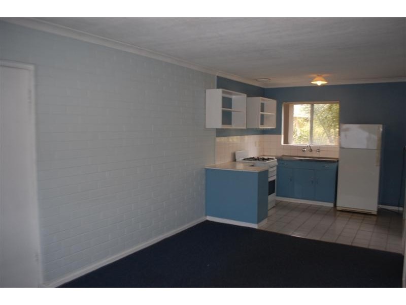 13/1055 Albany Highway, St James WA 6102