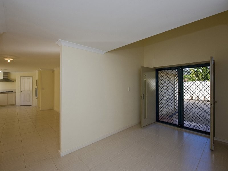 11B Hitchcock Street, St James WA 6102