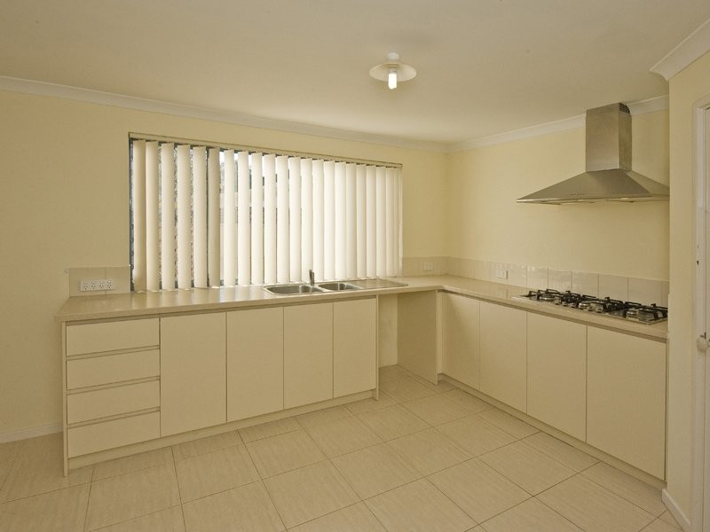 11B Hitchcock Street, St James WA 6102
