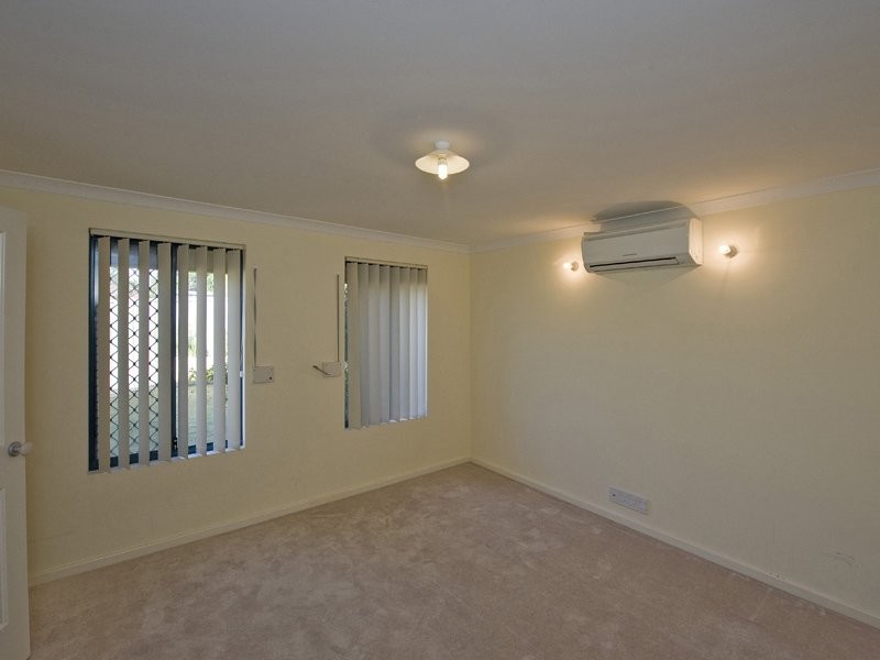 11B Hitchcock Street, St James WA 6102