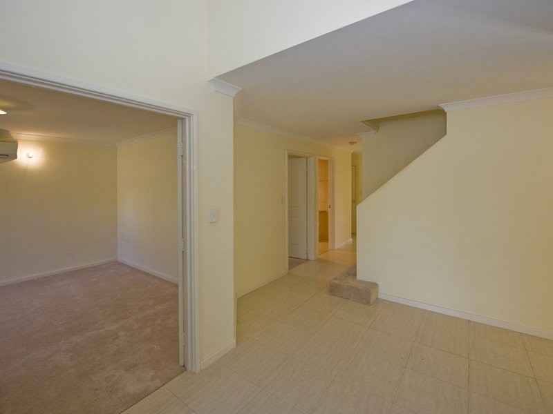 11B Hitchcock Street, St James WA 6102