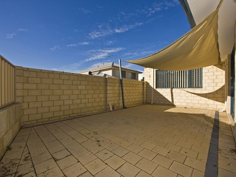 11B Hitchcock Street, St James WA 6102