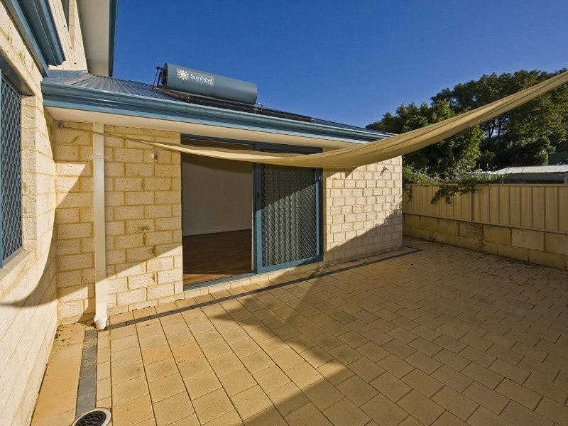 11B Hitchcock Street, St James WA 6102