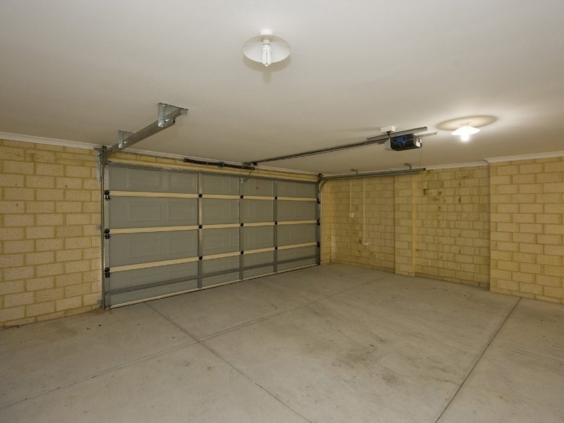 11B Hitchcock Street, St James WA 6102